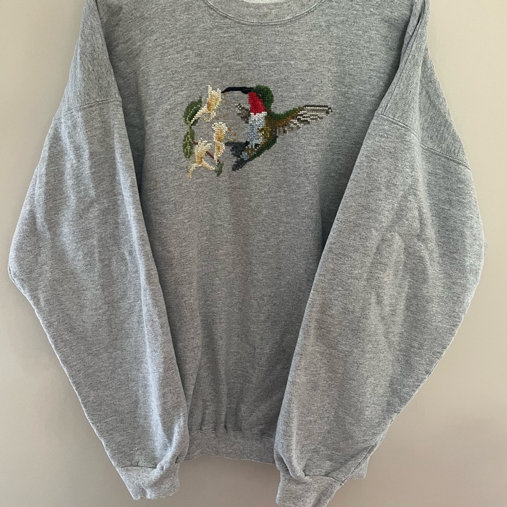 Vintage Gray Sweater with Hummingbird Embroidery